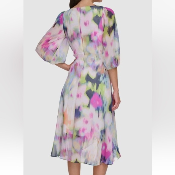 DKNY‎ by Donna Karan Printed Chiffon Watercolor V-Neck 3/4 Sleeve Wrap
Dress 6 - Picture 3 of 7
